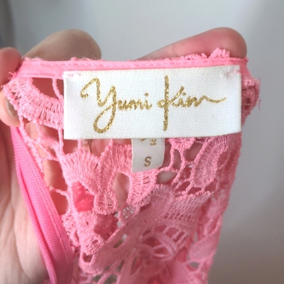 Yumi Kim Summer Heartbeat Orchid Pink Lace Crochet Sleeveless High Low V Neck - Picture 10 of 15